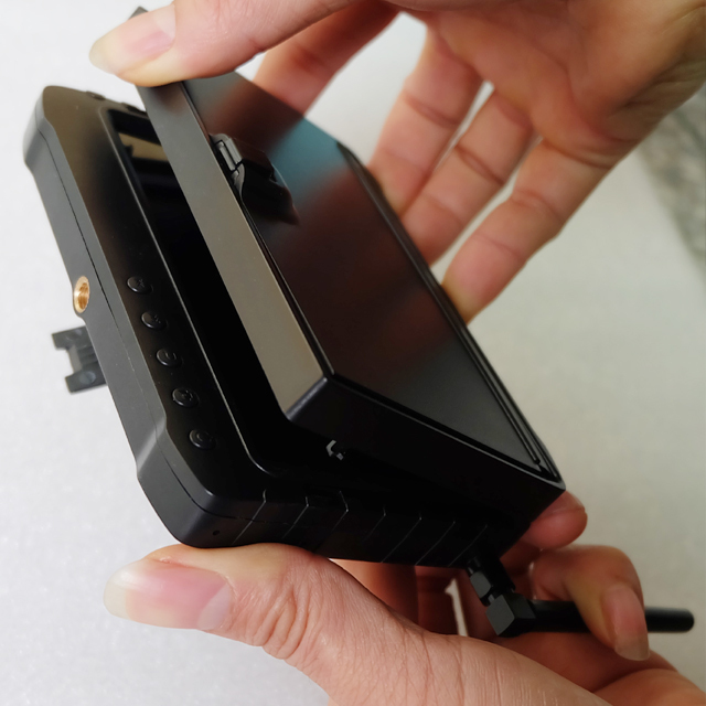 HD 5.8GHz 5inch Wireless Mini Camera DVR Receiver HD Monitor With Sunshade HD 5.8GHz 5inch Wireless Mini Camera DVR Receiver HD Monitor With Sunshade